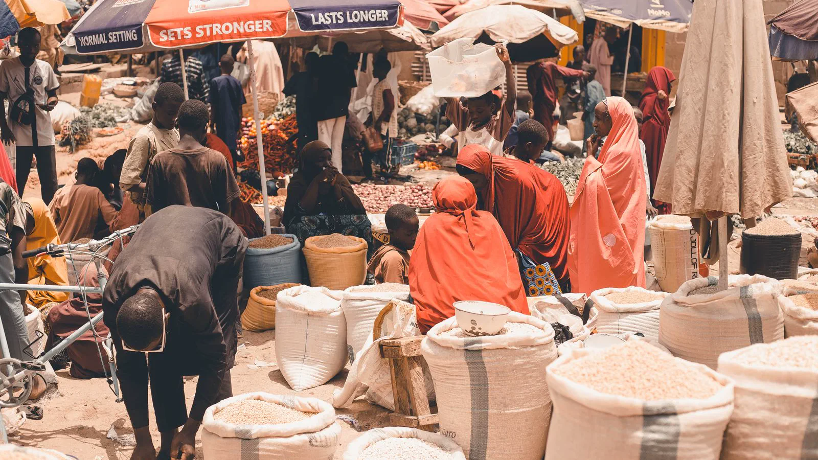 Marché africain animé